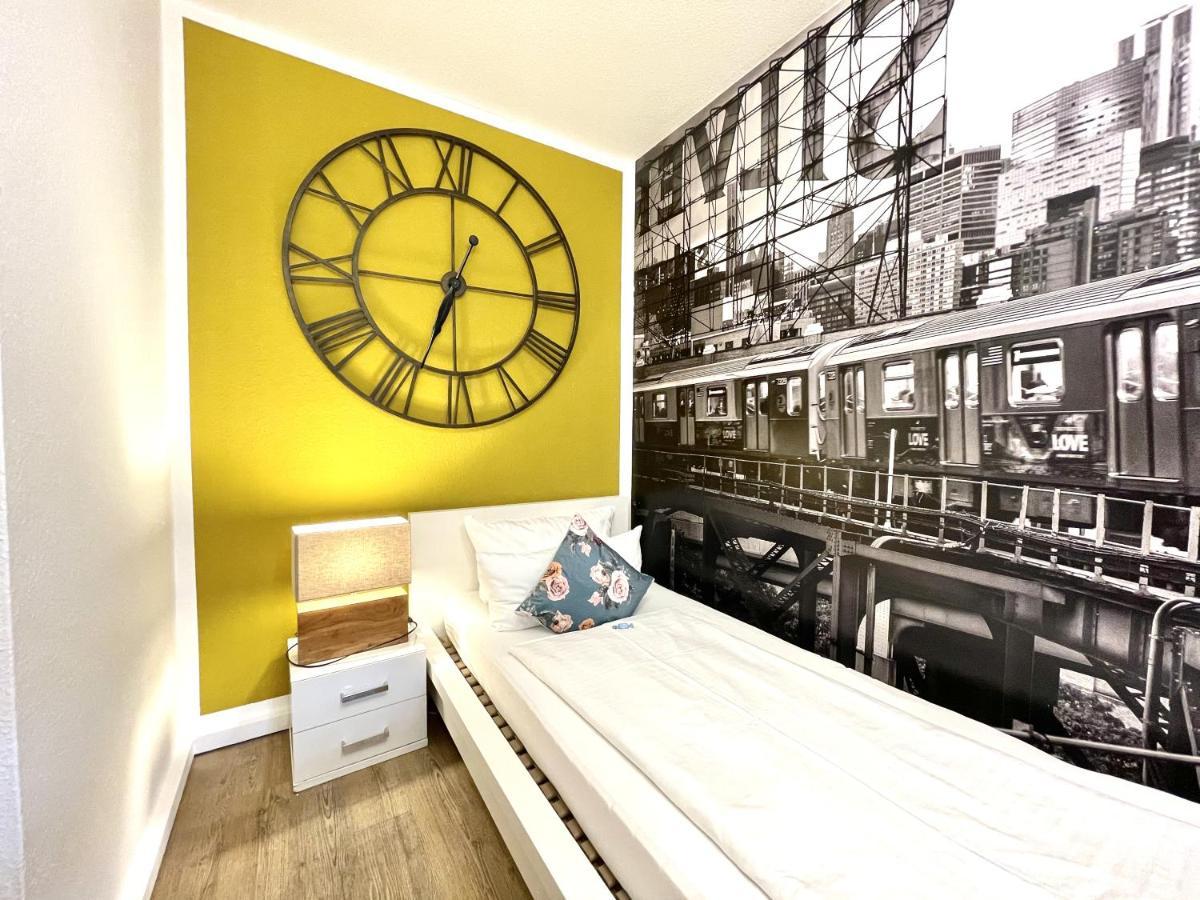 Boutique Apartment Am Bahnhof ไฟรบวร์กอิมไบรส์เกา ภายนอก รูปภาพ