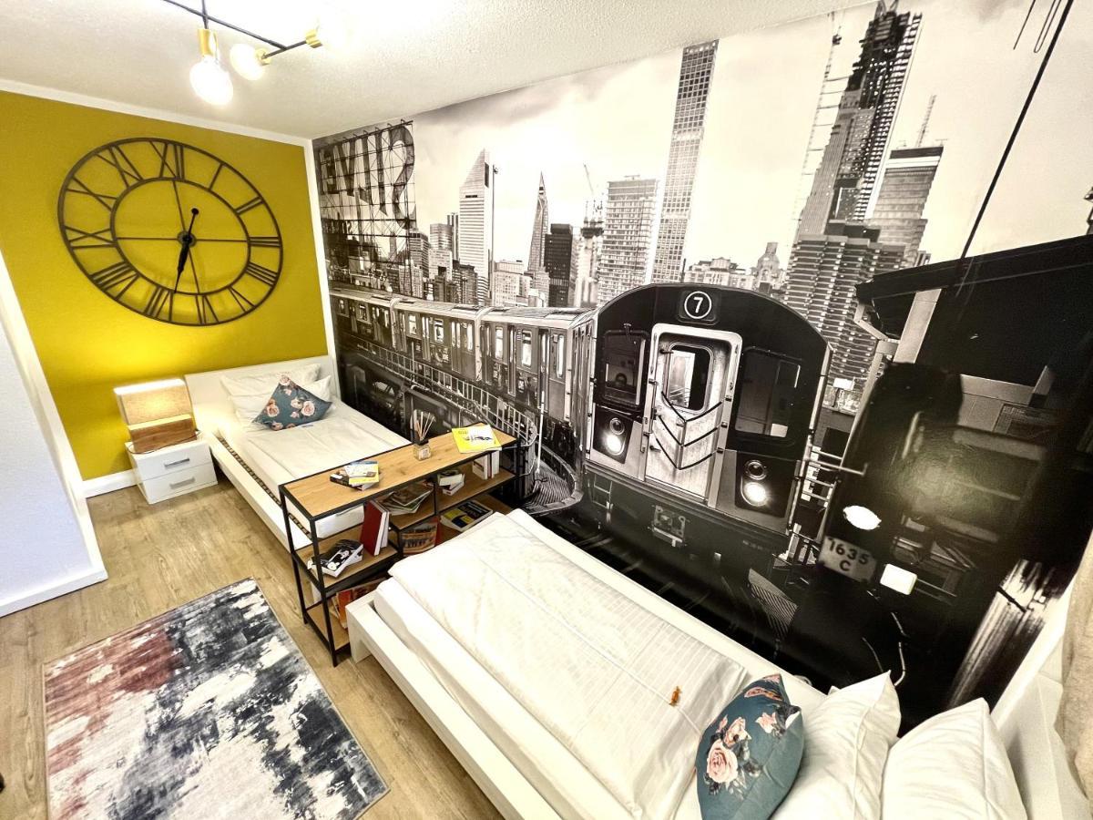 Boutique Apartment Am Bahnhof ไฟรบวร์กอิมไบรส์เกา ภายนอก รูปภาพ