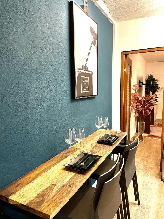Boutique Apartment Am Bahnhof ไฟรบวร์กอิมไบรส์เกา ภายนอก รูปภาพ